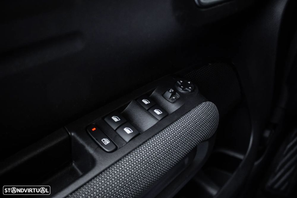 Citroën C3 Aircross PureTech 110 Stop & Start Shine — fotografia 17