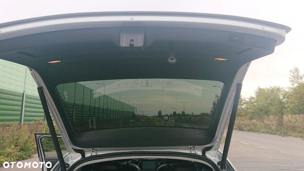 Skoda Superb 2.0 TDI 4x4 L&K DSG - 19