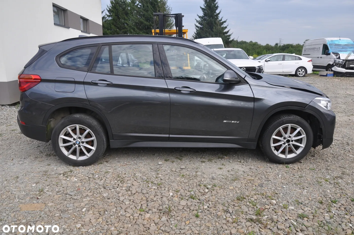 BMW X1 - 12