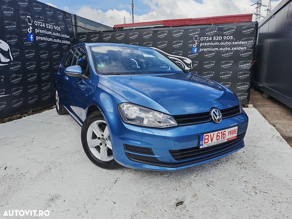 Volkswagen Golf - 8