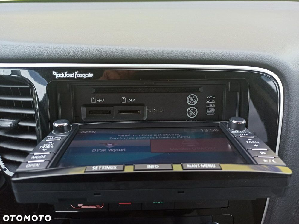 Mitsubishi Outlander - 25