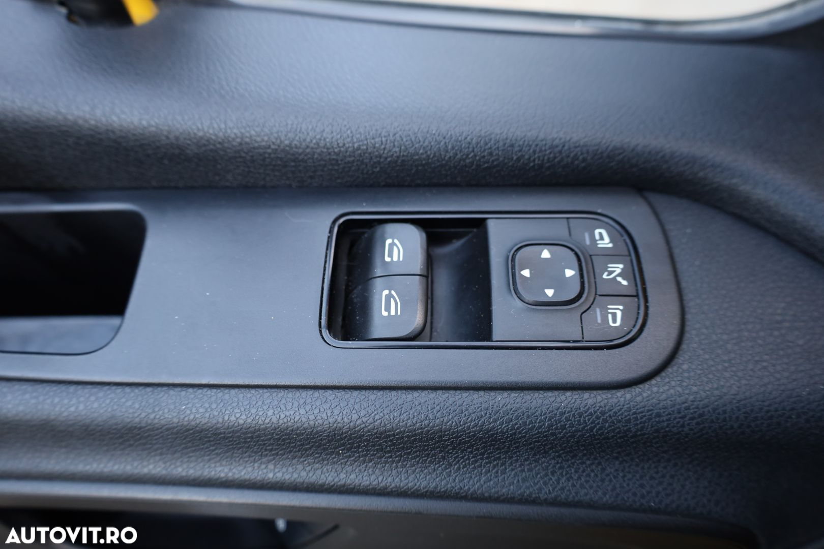 Mercedes-Benz Sprinter - 15