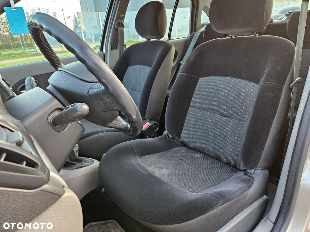 Renault Thalia 1.4 16V All Inclusive - 17