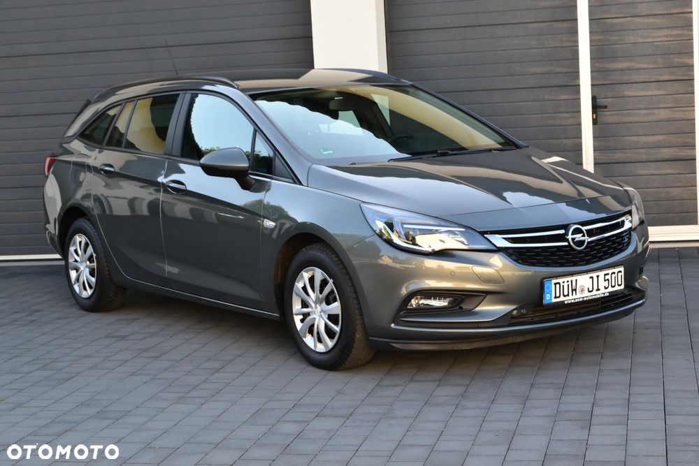 Opel Astra 1.4 T Dynamic - 11