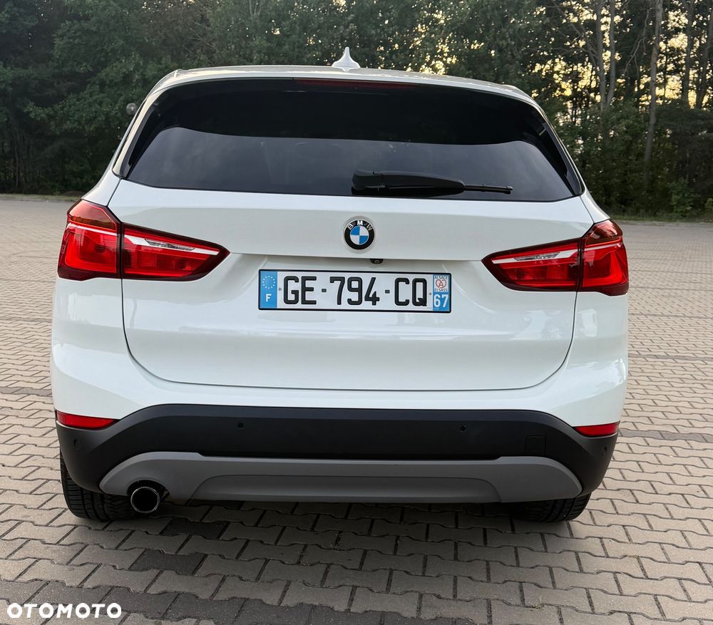 BMW X1 sDrive18i Sport Line - 12