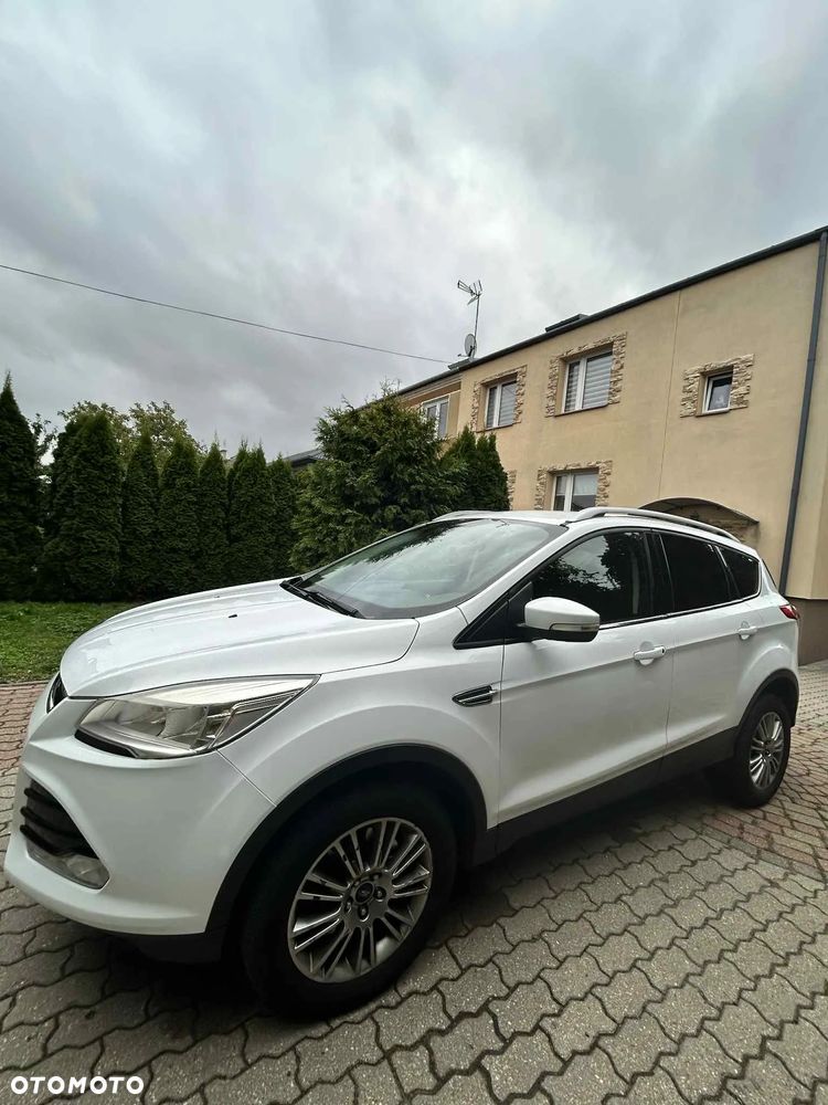 Ford Kuga - 12