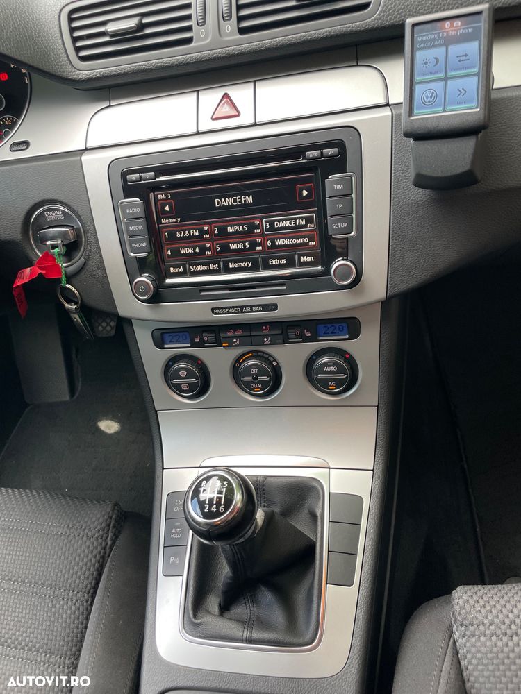 Volkswagen Passat 2.0 TDI DPF Sportline - 12