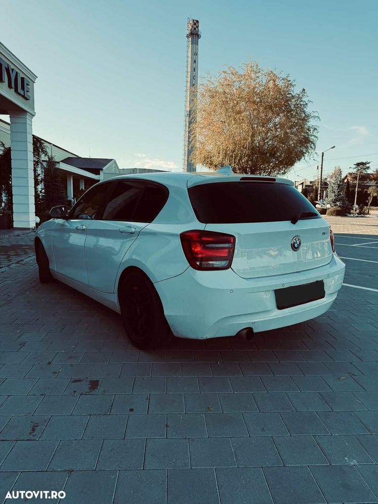 BMW Seria 1 116i - 2