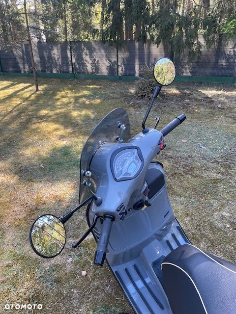Piaggio Vespa - 7