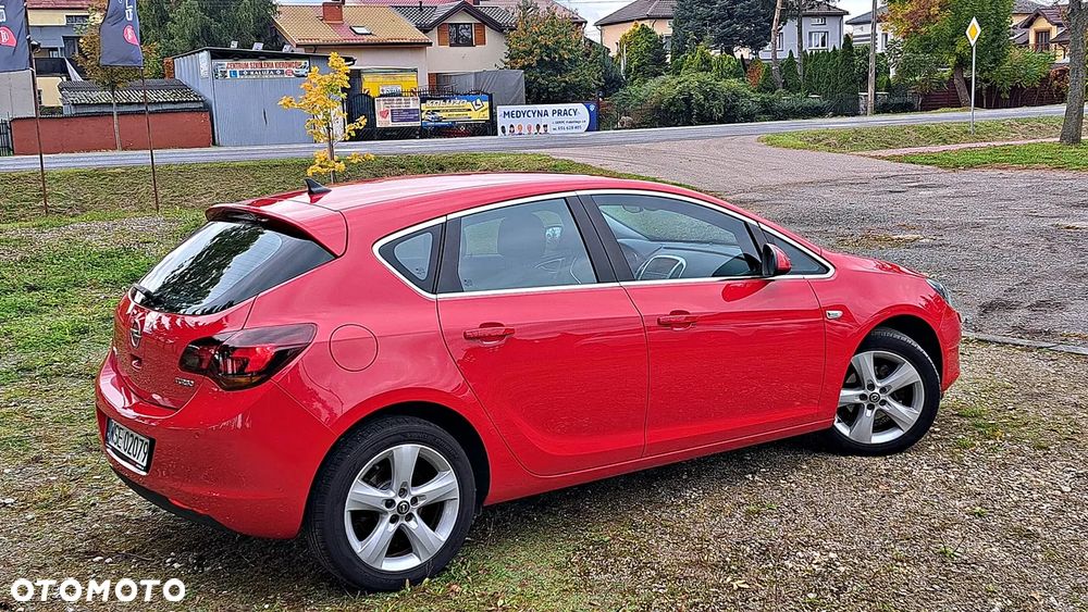 Opel Astra 1.4 Turbo Cosmo - 15