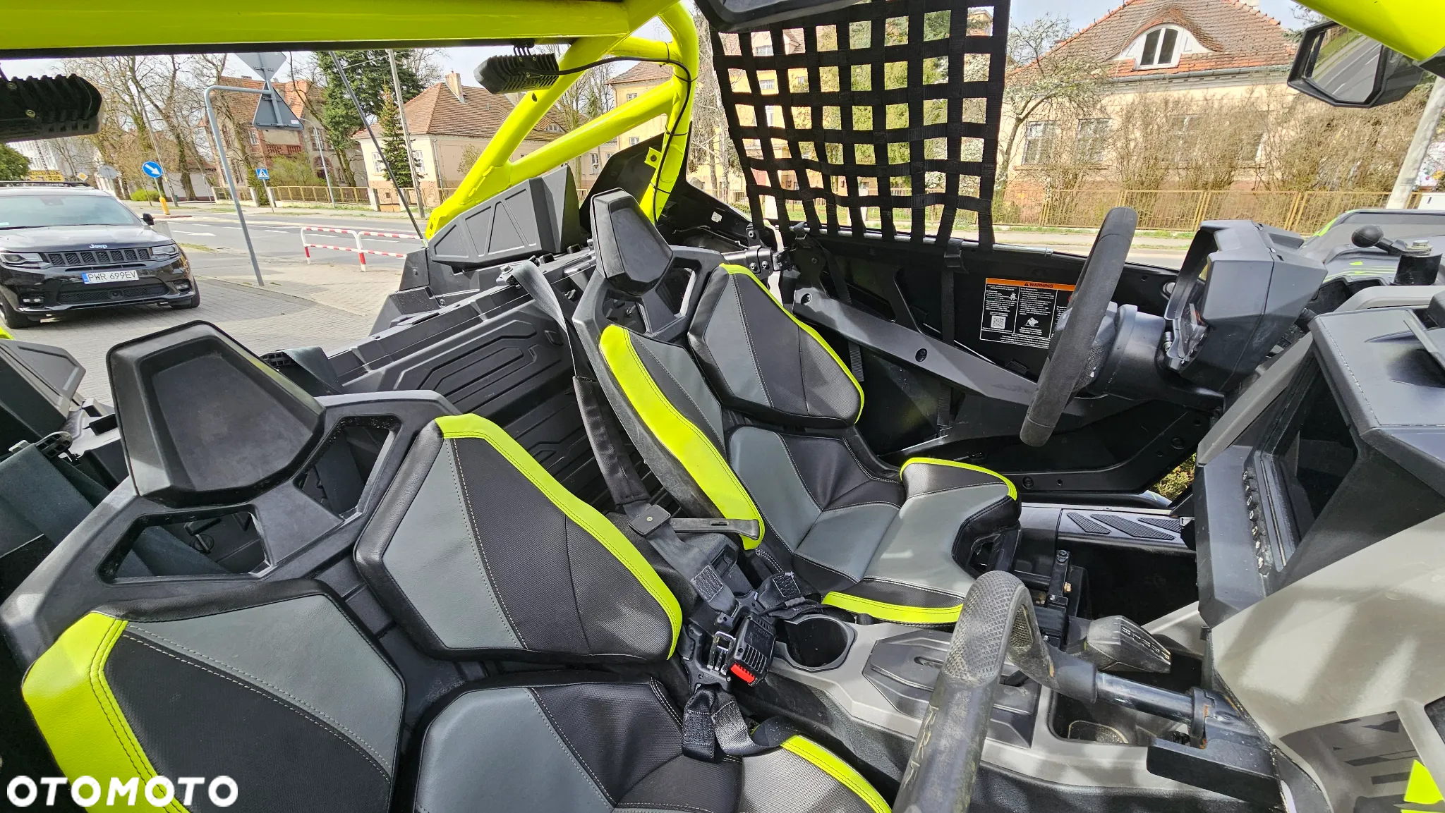 Polaris RZR