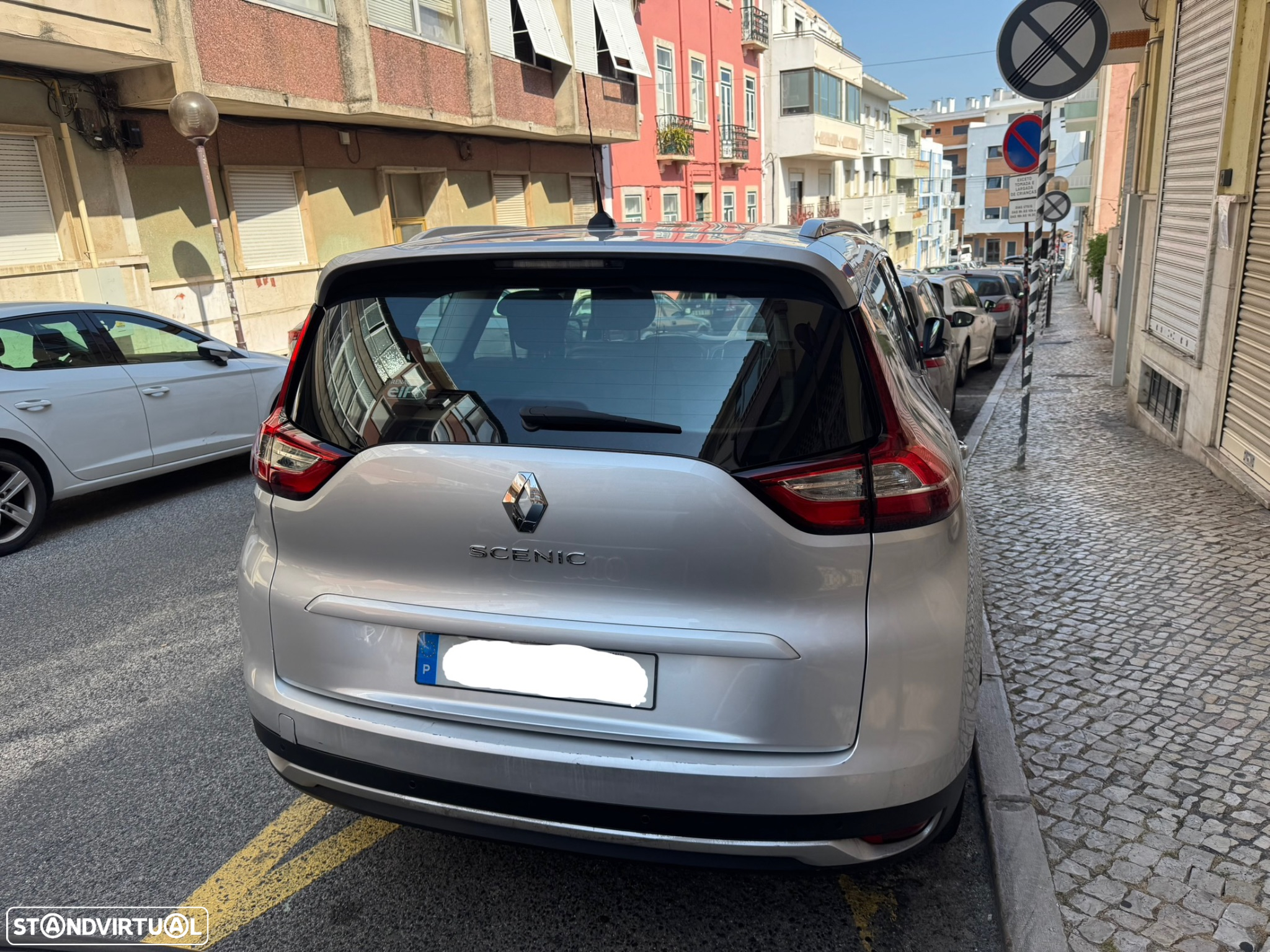Renault Grand Scénic 1.5 dCi Luxe EDC SS - 26