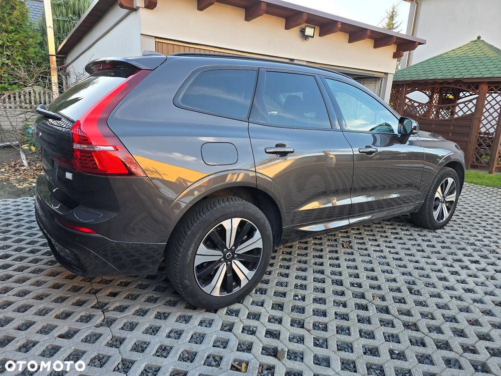 Volvo XC 60 T6 Plug-In Hybrid AWD Plus Dark - 5