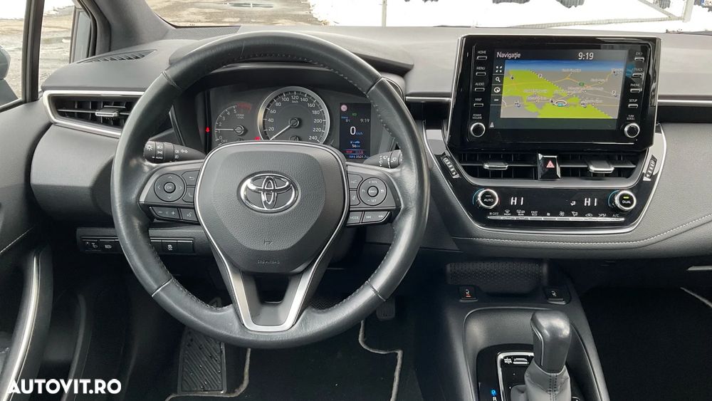 Toyota Corolla 1.8 HSD Dynamic - 11