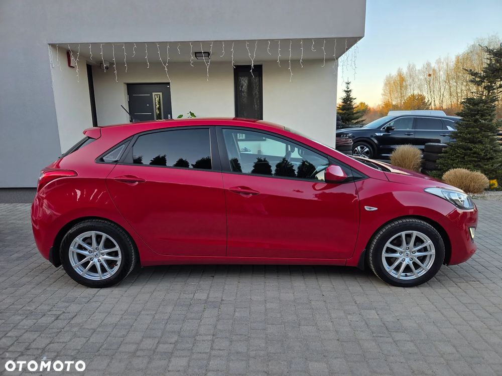 Hyundai i30 1.4 Comfort - 12