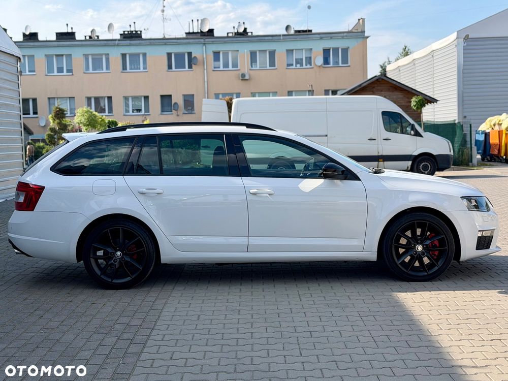 Skoda Octavia 2.0 TDI DSG RS - 6