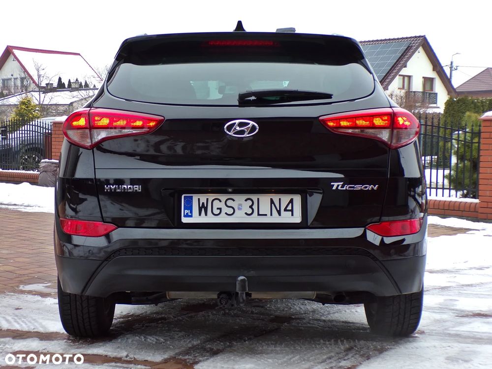 Hyundai Tucson 1.7 CRDI BlueDrive Comfort 2WD - 10