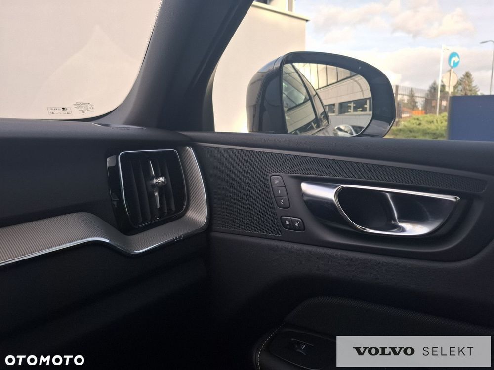 Volvo XC 60 - 29