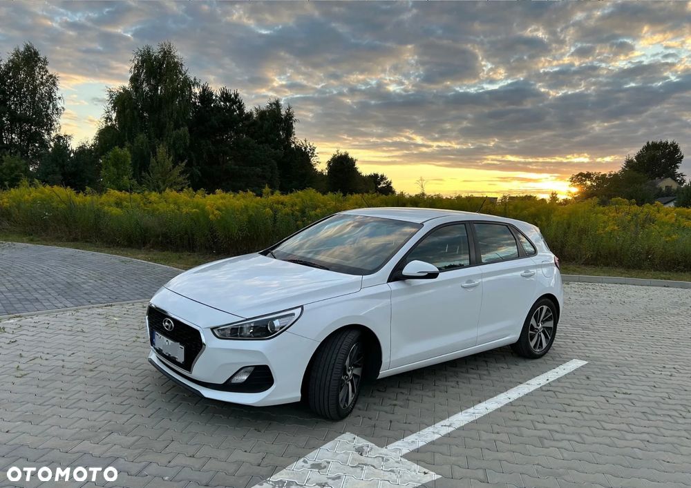 Hyundai i30 1.4 GO Plus - 12