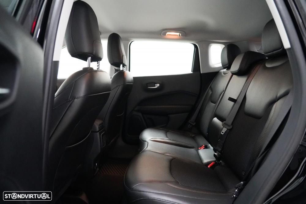 Jeep Compass 2.0 M-Jet Limited Auto - 7