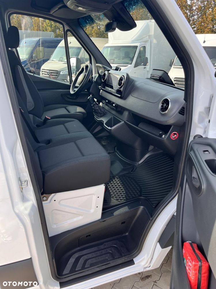 Mercedes-Benz Sprinter 517 CDI OM654 - 10