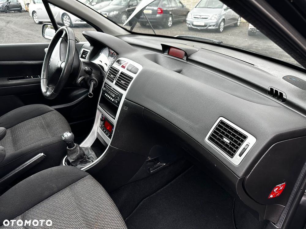 Peugeot 307 SW 110 OXYGO - 22