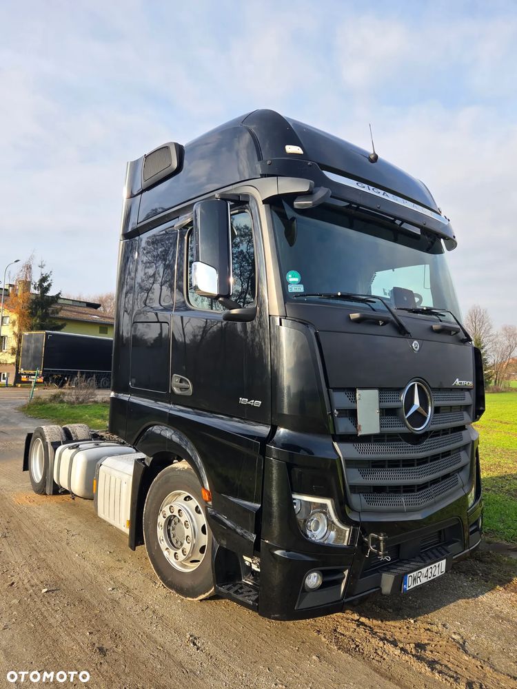 Mercedes-Benz Actros - 8