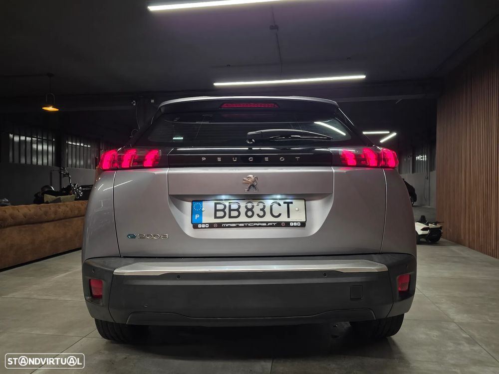 Peugeot e-2008 50 kWh Active Pack - 27