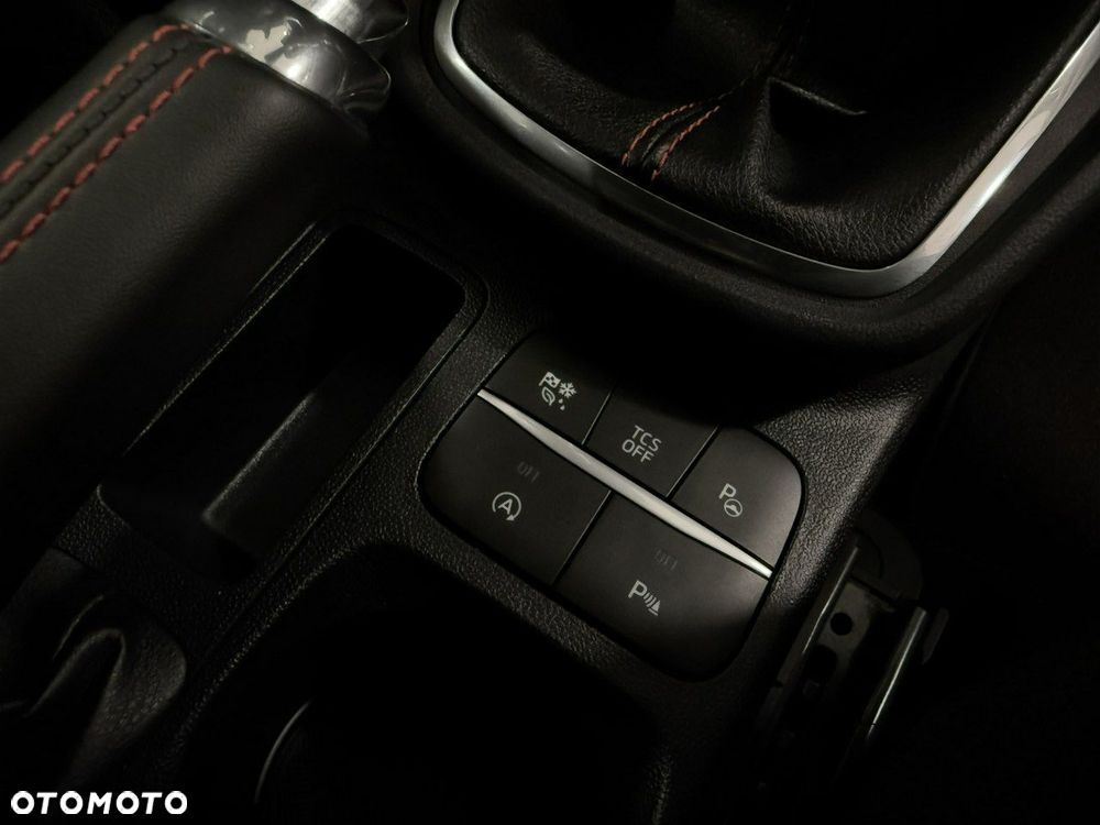 Ford Puma 1.0 EcoBoost Hybrid ST-LINE X DESIGN - 28