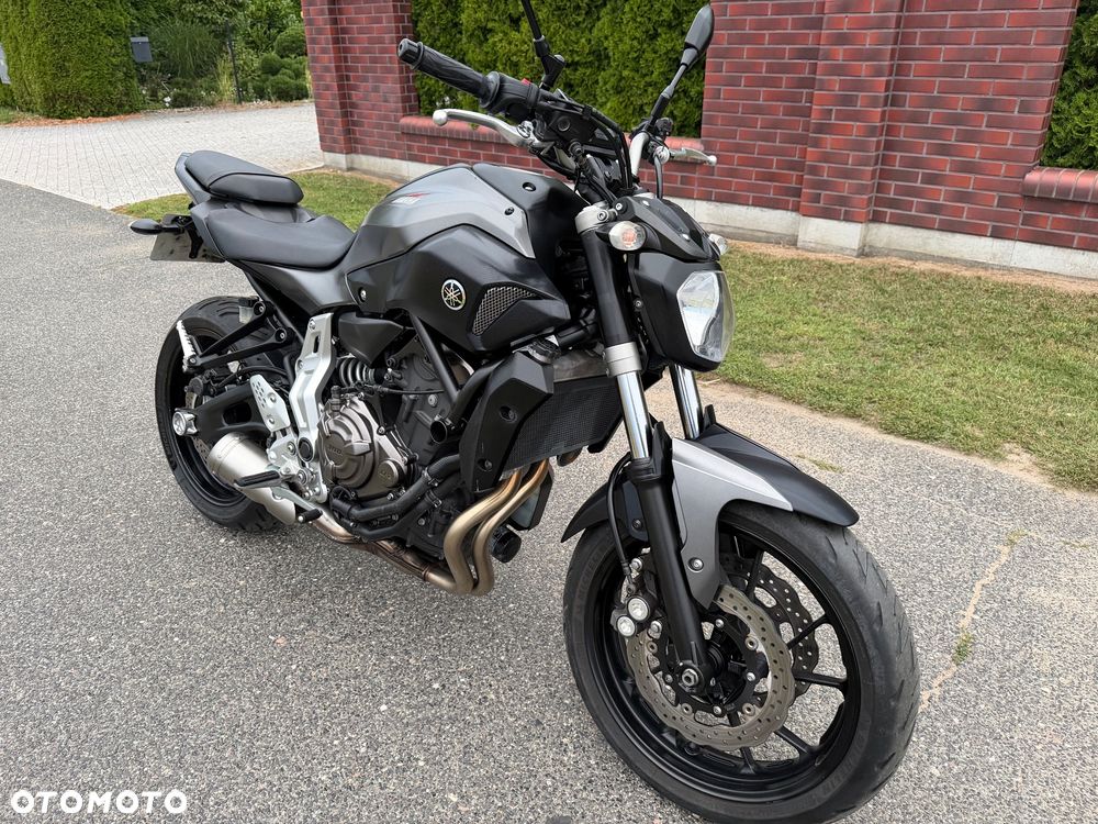 Yamaha MT - 4