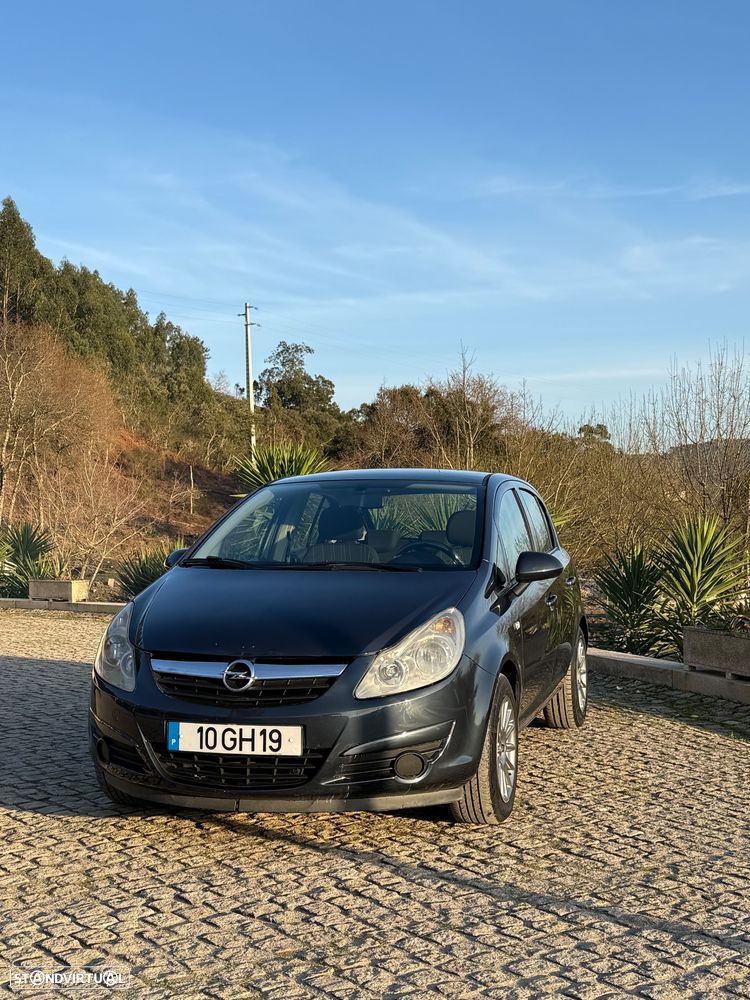 Opel Corsa 1.3 CDTI Enjoy EcoFLEX - 2