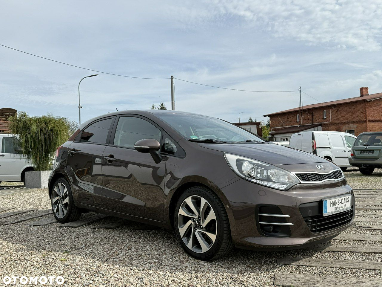 Kia Rio - 15