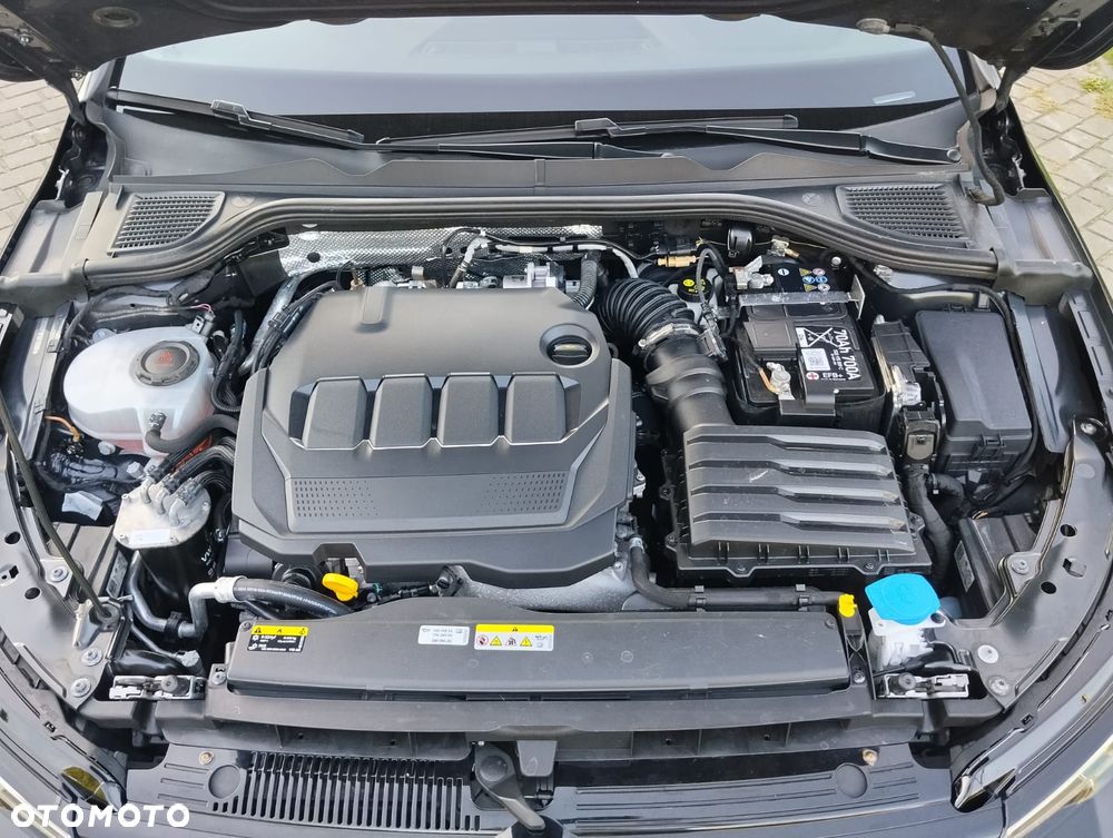 Volkswagen Golf - 17