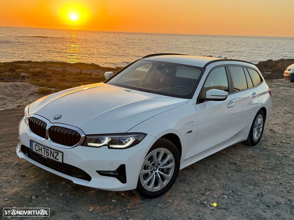 BMW 330 — fotografia 4