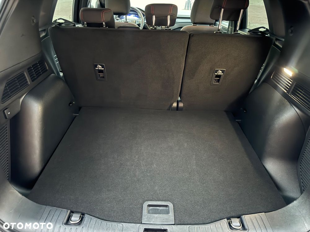 Ford Kuga 1.5 EcoBoost FWD ST-Line - 8