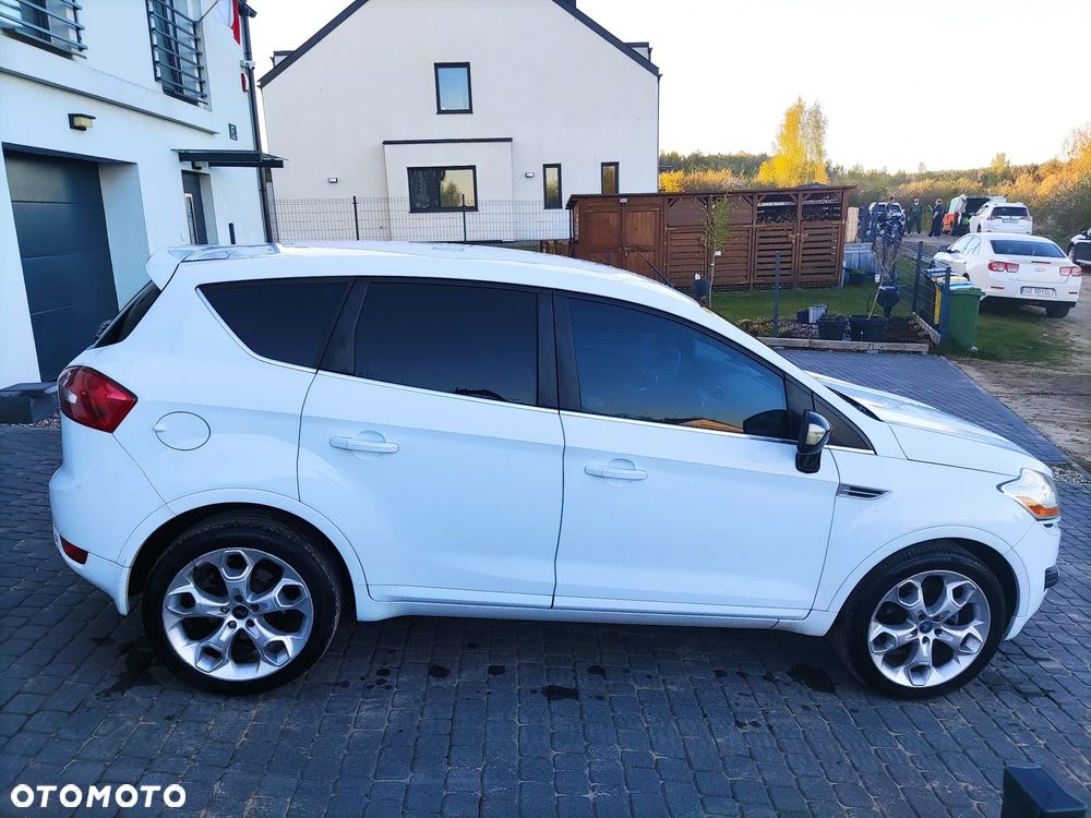 Ford Kuga 2.0 TDCi 2x4 Titanium - 14