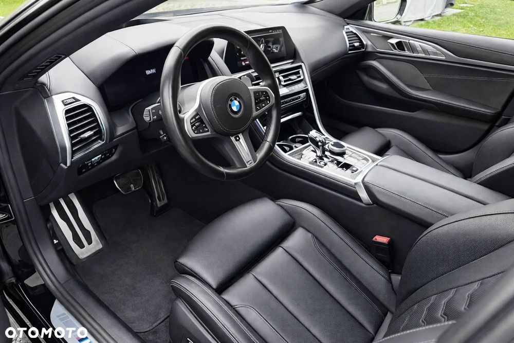 BMW Seria 8 - 10