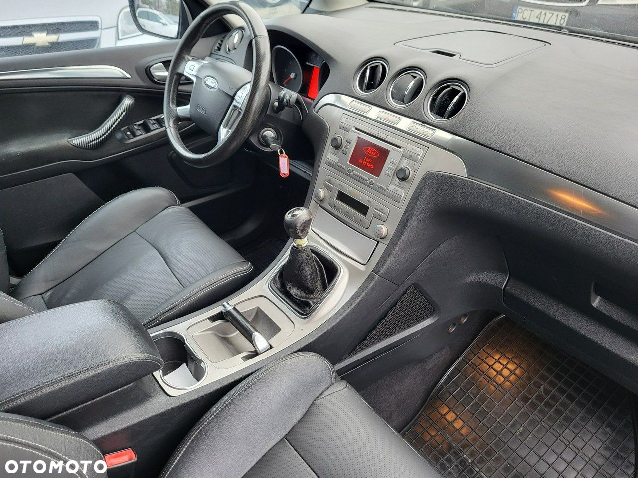 Ford S-Max - 19