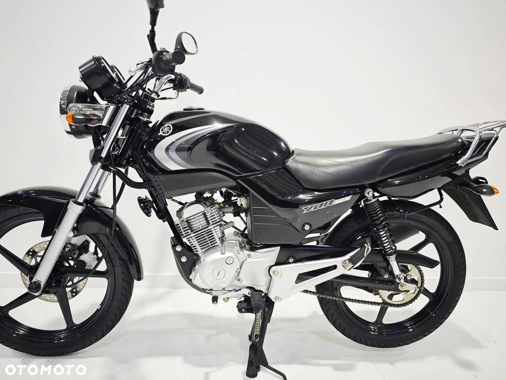 Yamaha YBR - 9