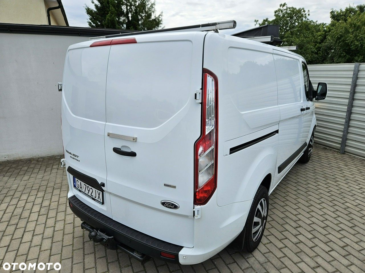 Ford Transit Custom - 16