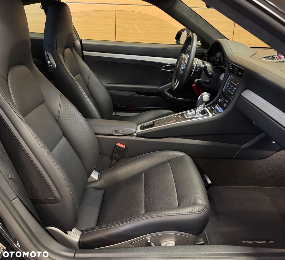 Porsche 911 Carrera S PDK - 10