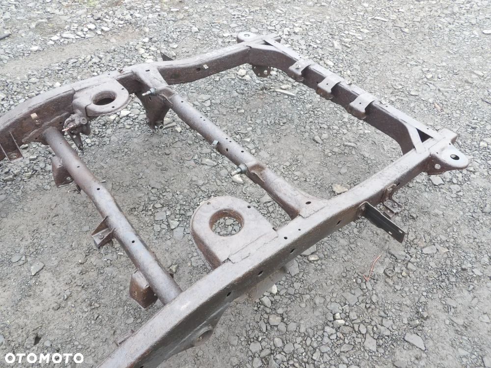 NISSAN TERRANO II MAVERICK RAMA WAHACZ - 10