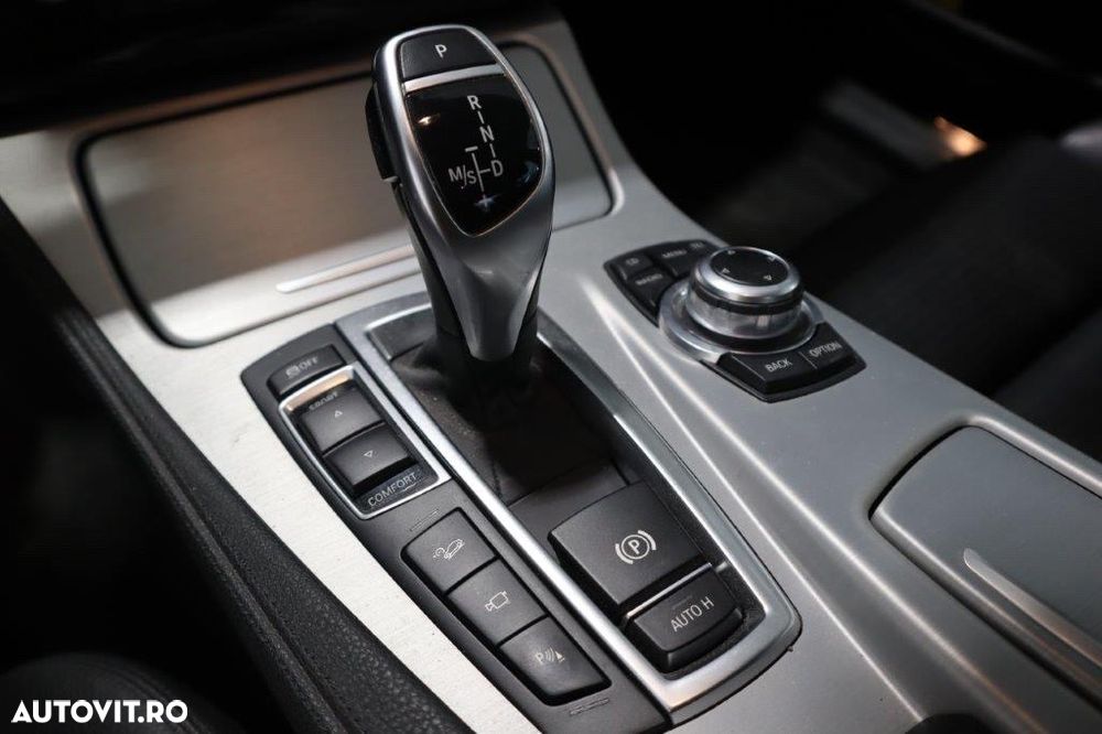 BMW Seria 5 530d xDrive - 6
