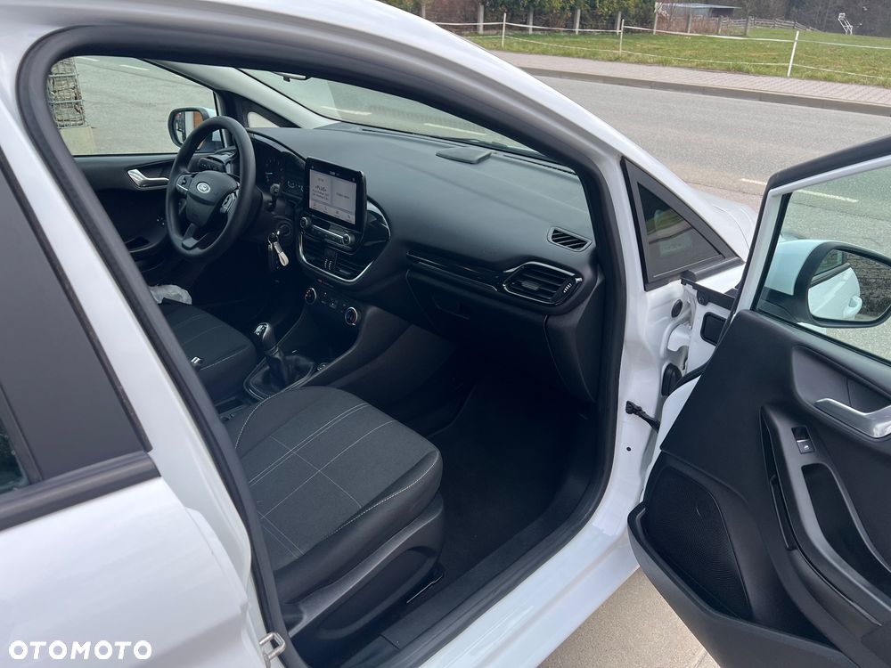 Ford Fiesta 1.1 S&S COOL&CONNECT - 29