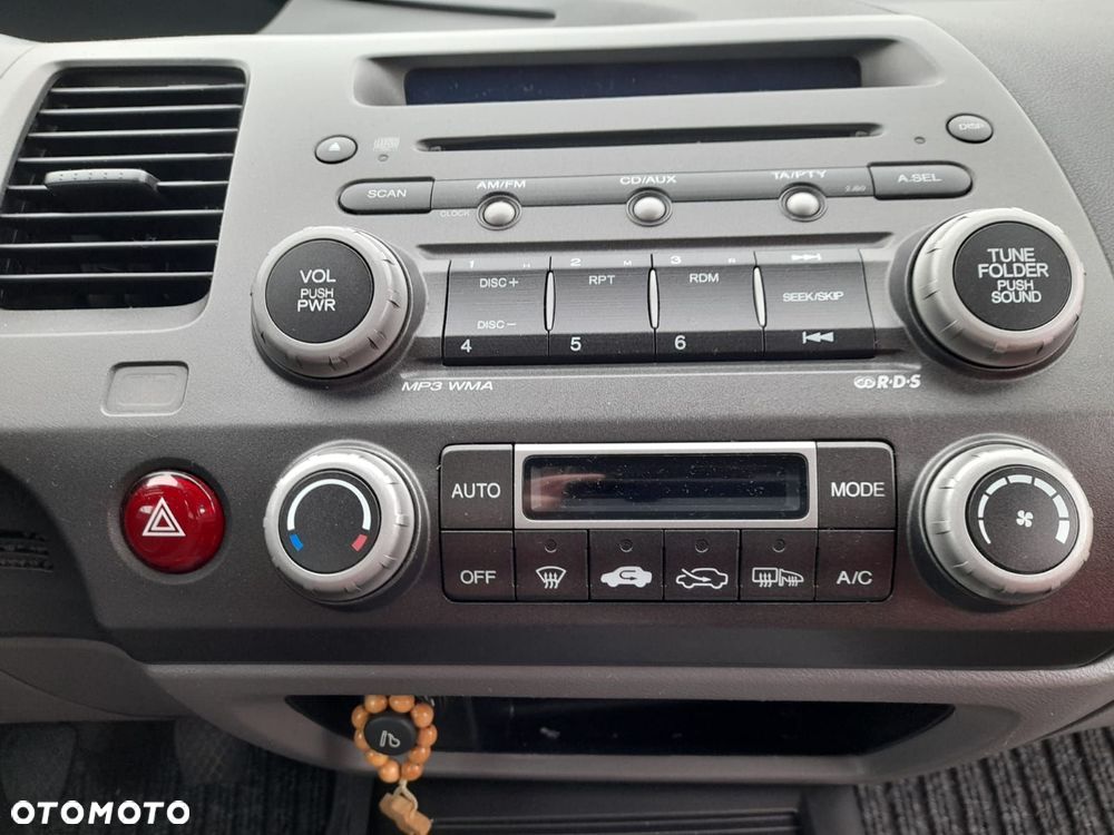 Honda Civic 1.8 Comfort - 10