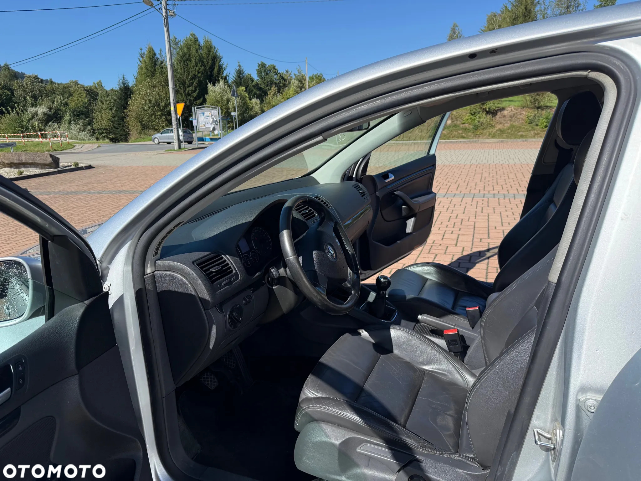 Volkswagen Golf 1.9 TDI GT Sport - 16