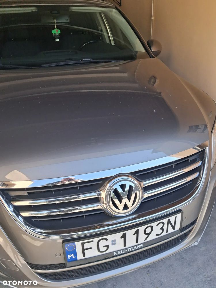 Volkswagen Tiguan - 3