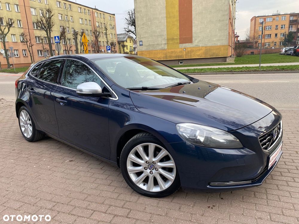 Volvo V40 D2 - 35