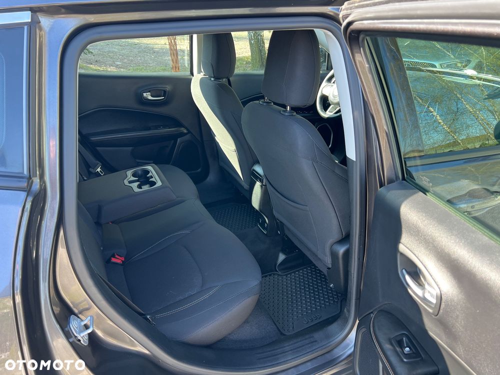 Jeep Compass 1.4 MultiAir Longitude - 11