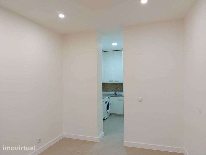 T1 – ALFAMA – 900€ - Grande imagem: 3/7